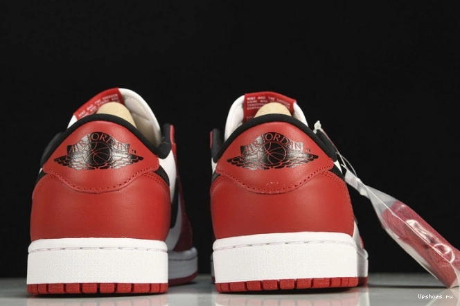 Retro Jordan  Low   705329-600  Chicago 1 (2016) 1103